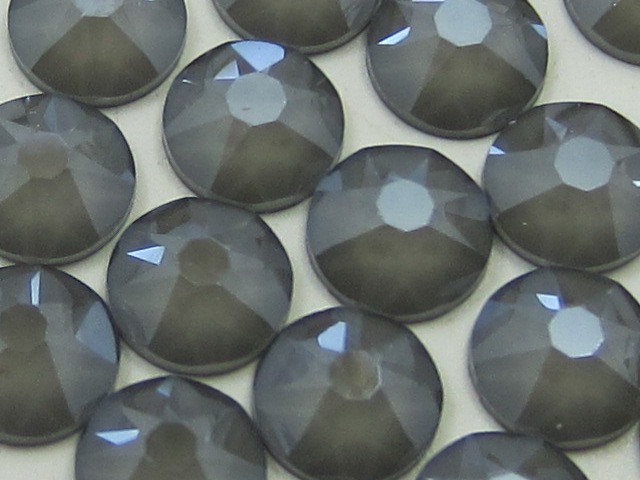 72 pcs. 20ss DARK GRAY LACQUER FLATBACK European Rhinestones